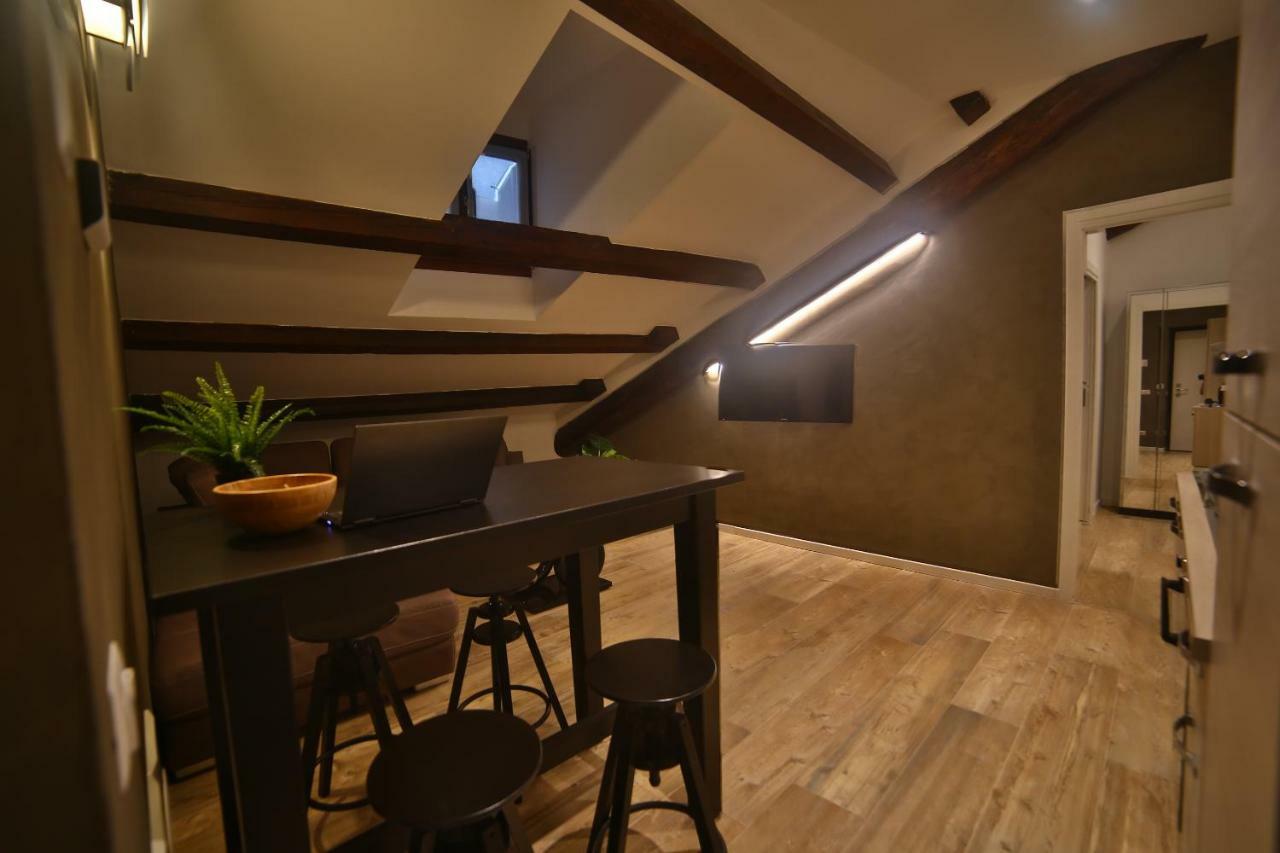 Ferienwohnung Moscova Attic Near Duomo Mailand Exterior foto